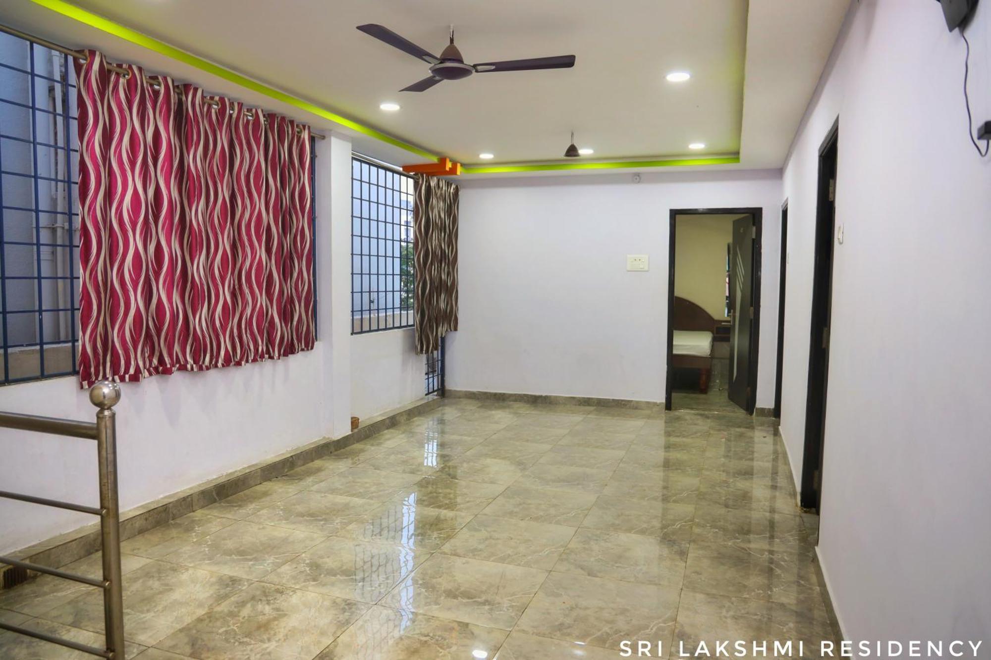 蒂鲁帕蒂 Sri Lakshmi Residency酒店 外观 照片