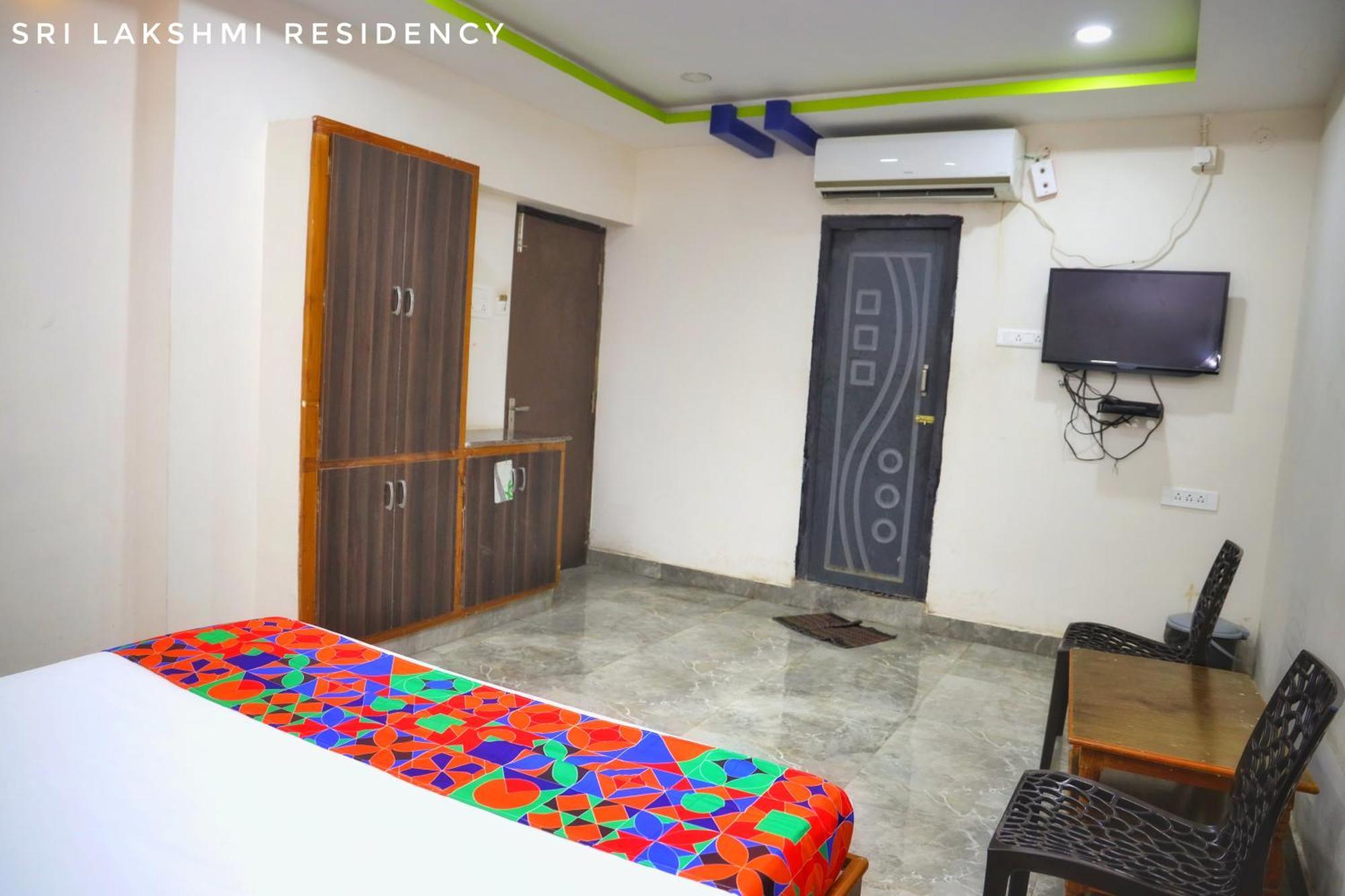 蒂鲁帕蒂 Sri Lakshmi Residency酒店 外观 照片