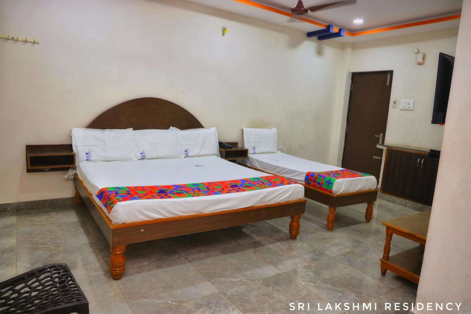 蒂鲁帕蒂 Sri Lakshmi Residency酒店 外观 照片