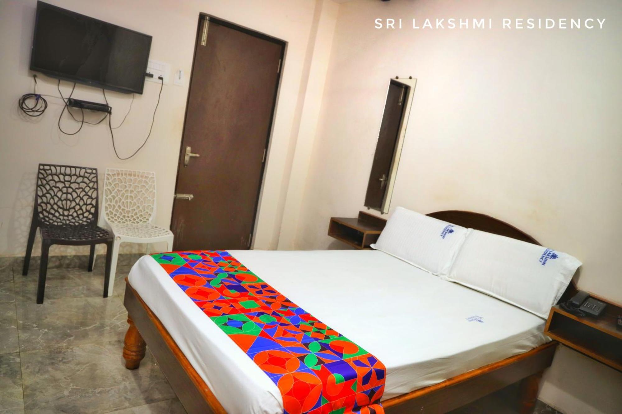 蒂鲁帕蒂 Sri Lakshmi Residency酒店 外观 照片
